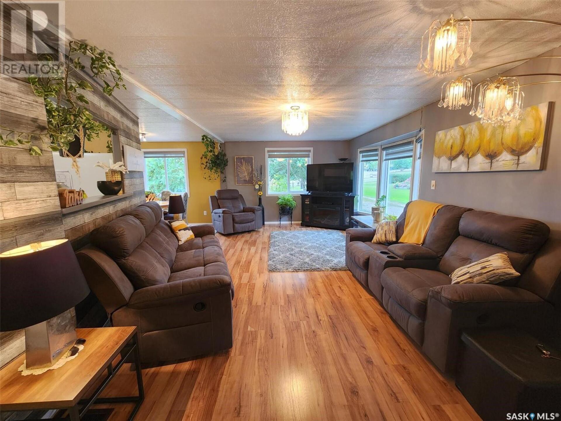 Lake Home / Cottage for sale at West End, Round Lake (south), Saskatchewan