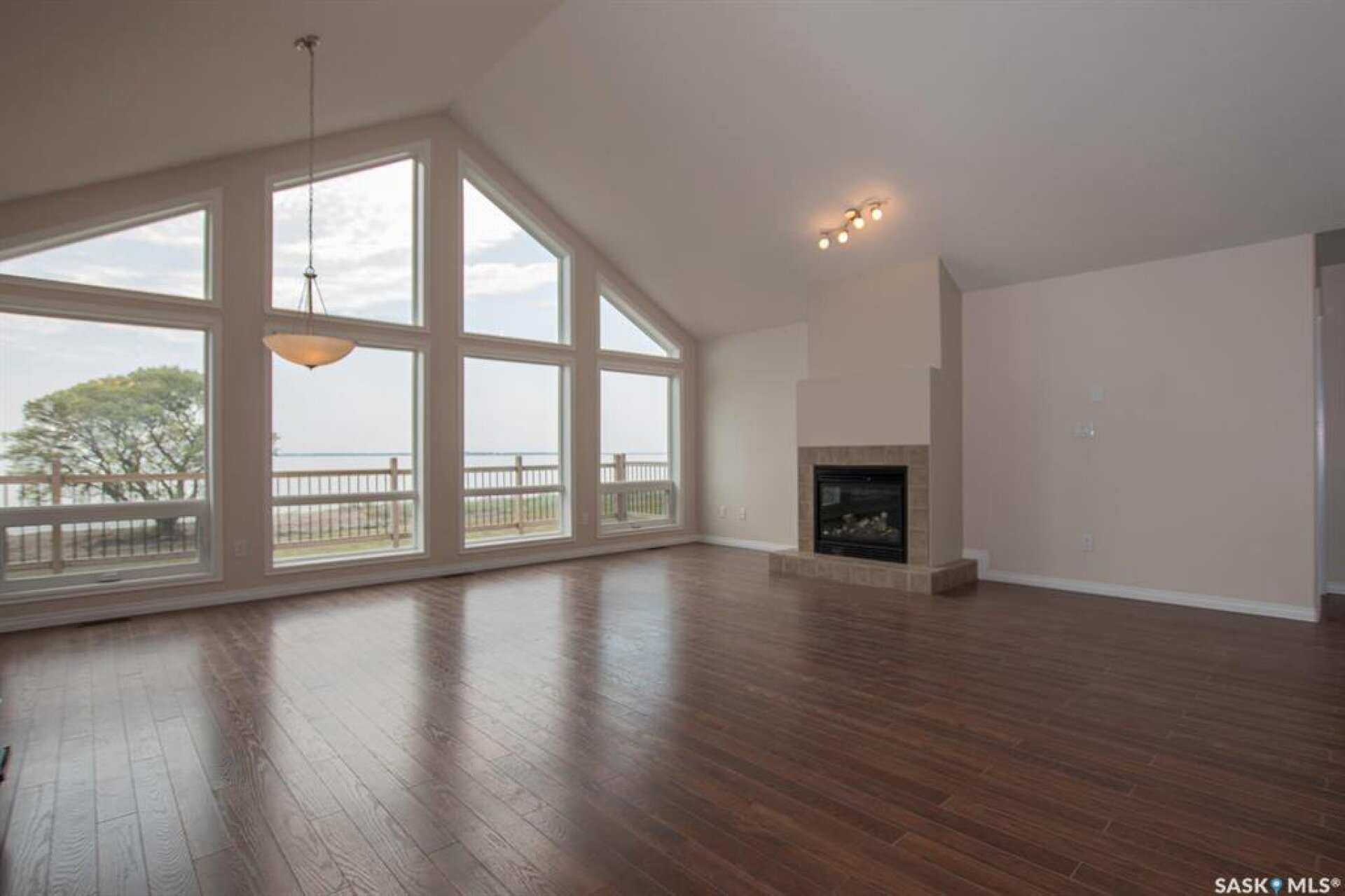 Lake Home / Cottage for sale at Sunset Acres East Side, Last Mountain