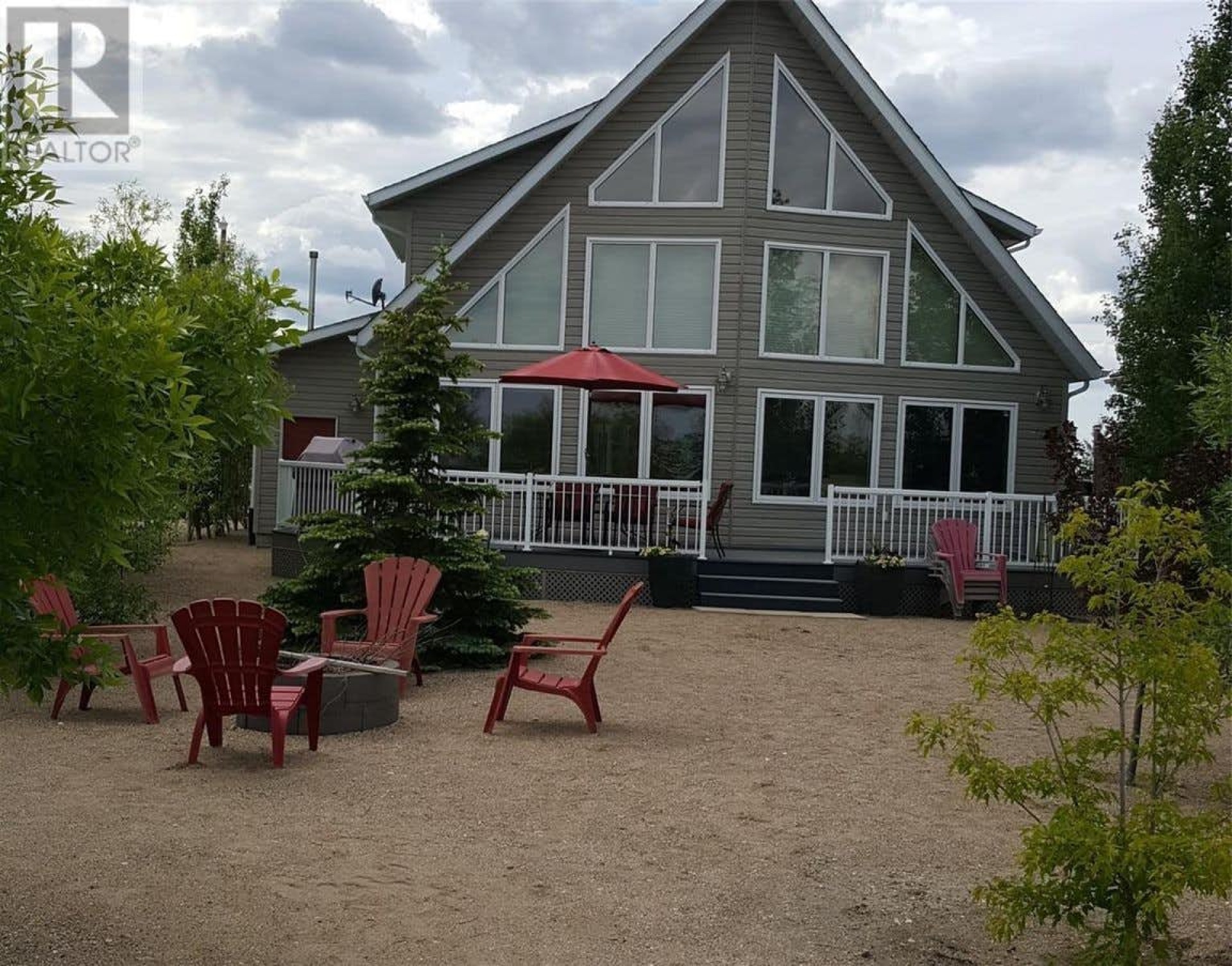 Lake Home / Cottage for sale at Leslie Beach, Fishing Lake, Saskatchewan